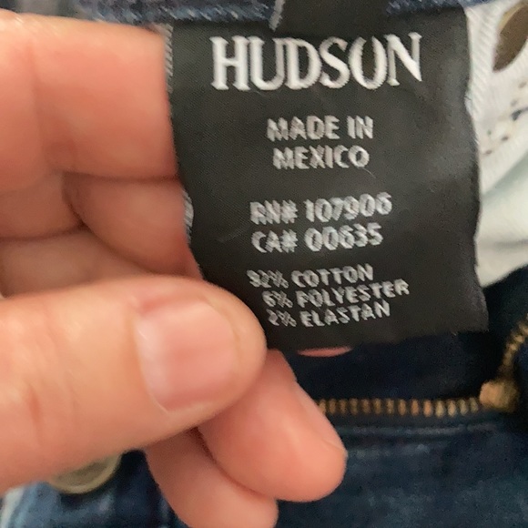 Hudson raw hem short shorts - Picture 4 of 9